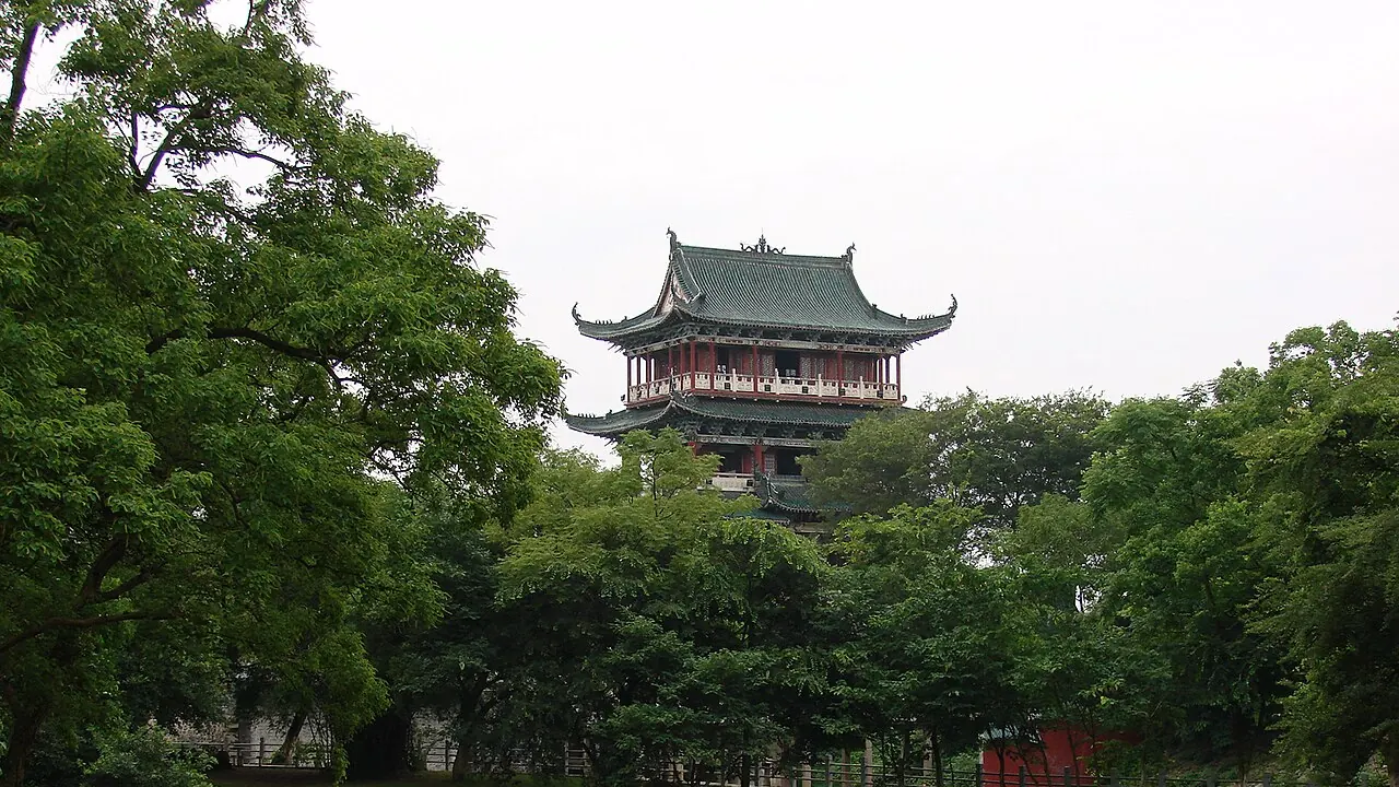 Bajing Pavilion in Ganzhou, Jiangxi