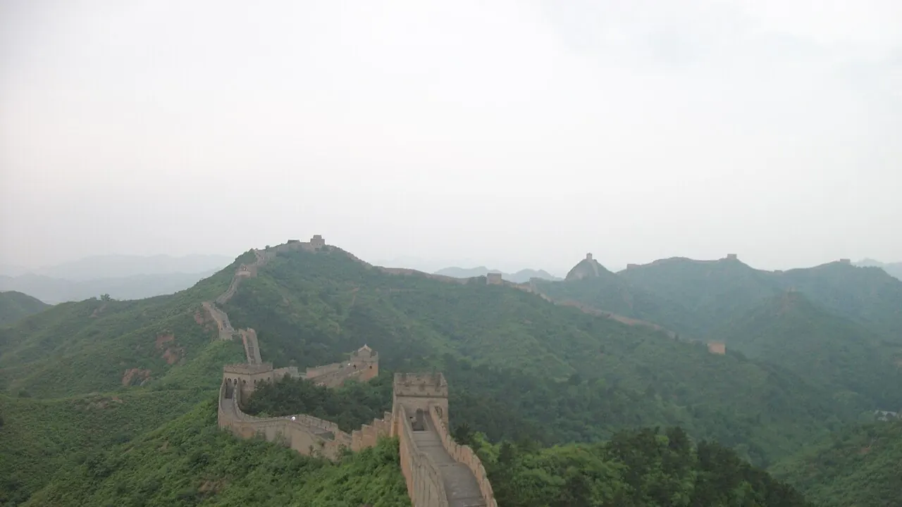 Jinshanling Great Wall & Airport Transfer Day Tour